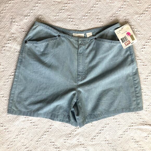 NWT VTG 90s Liz Claiborne Denim Shorts  Light Wash High Waist  Size 10 Preppy - Picture 1 of 7
